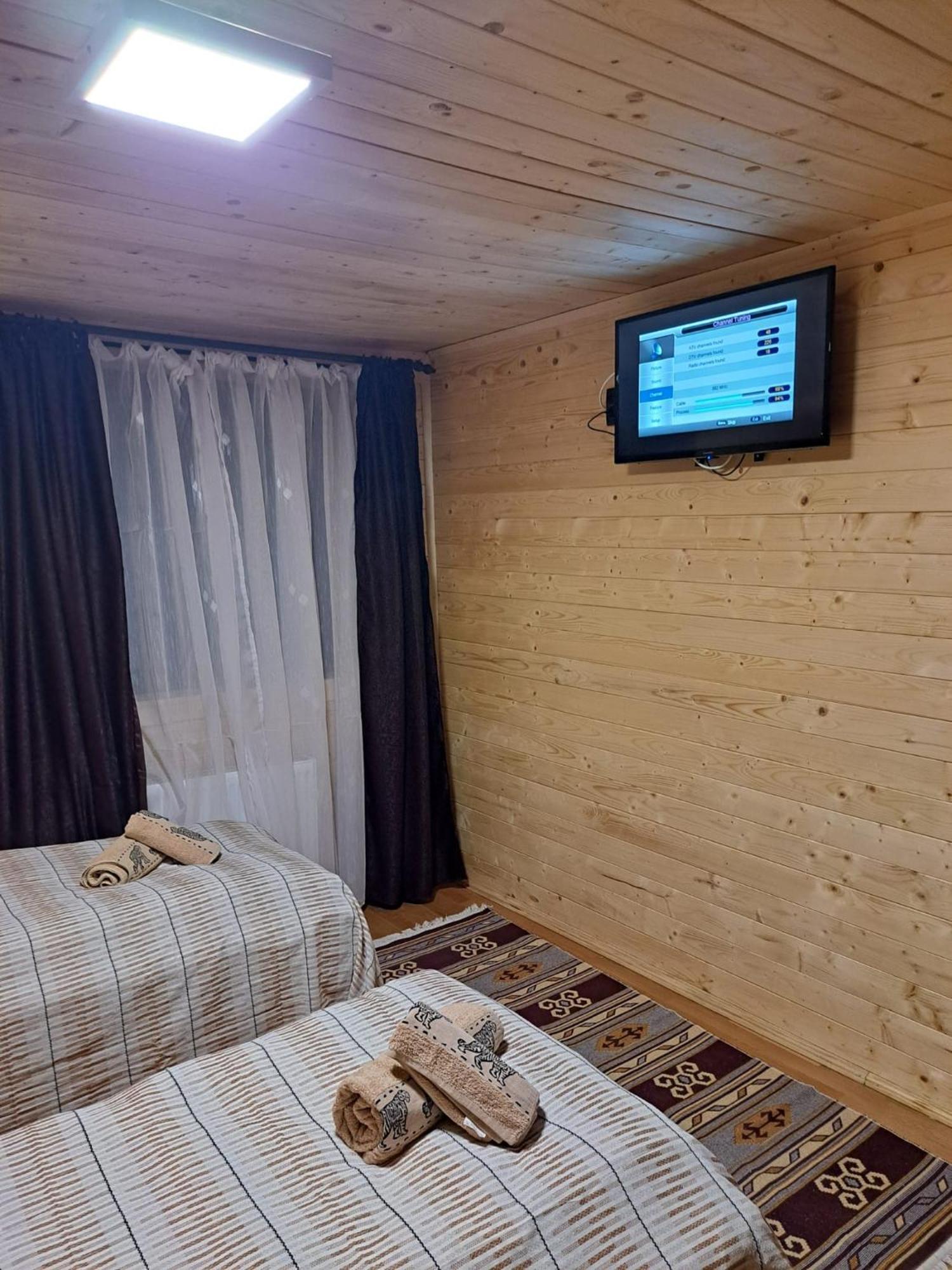 Cabana Alpha Бая-Маре Екстер'єр фото