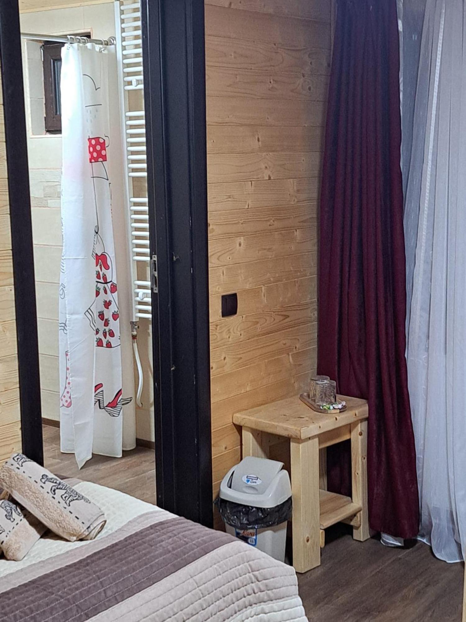 Cabana Alpha Бая-Маре Екстер'єр фото